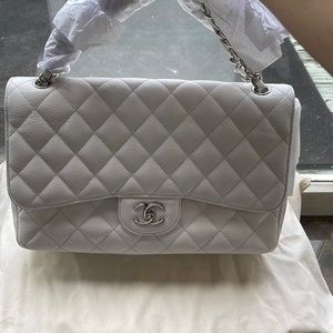 Authentic Chanel Jumbo handbag